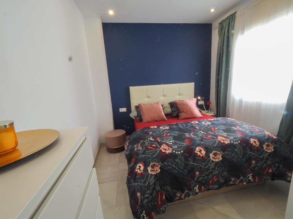 Ollerias Roomalaga By Bossh Apartments Malaga Exterior photo