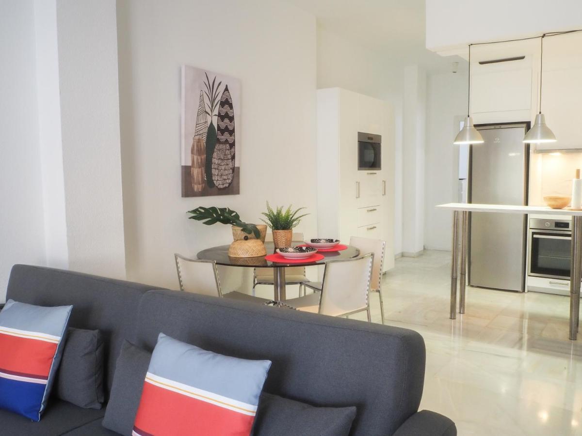 Ollerias Roomalaga By Bossh Apartments Malaga Exterior photo