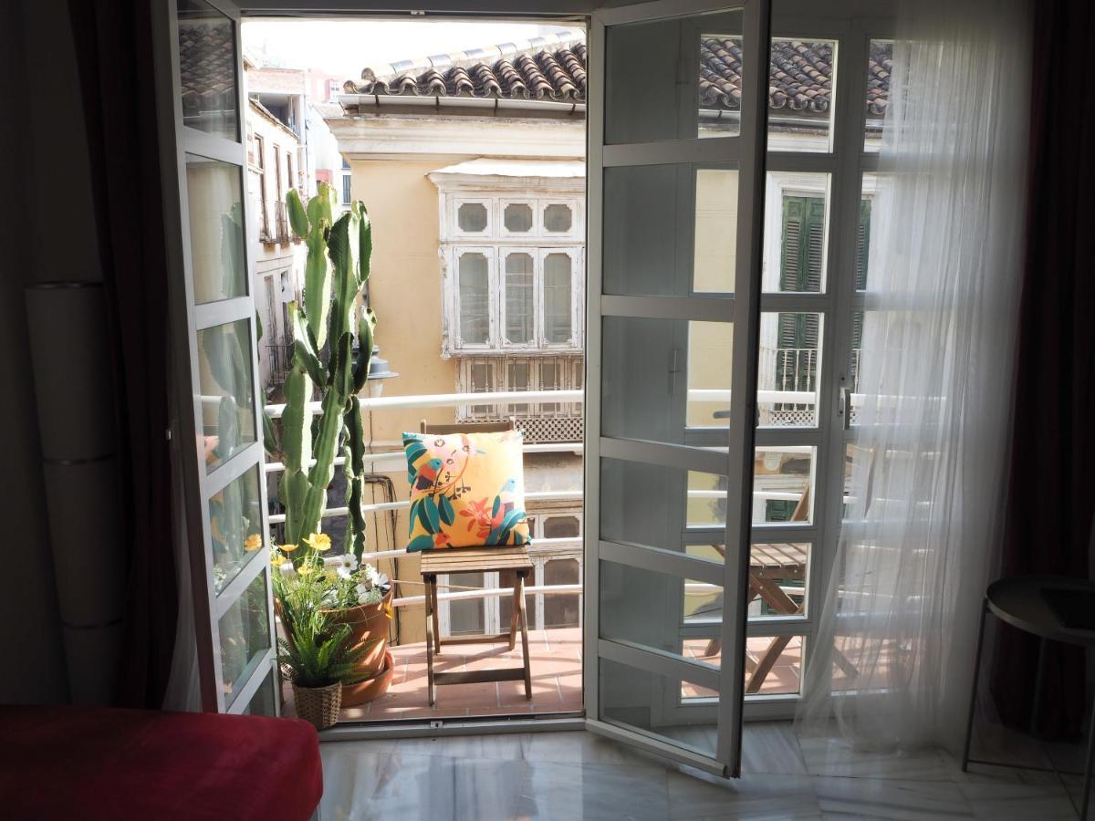 Ollerias Roomalaga By Bossh Apartments Malaga Exterior photo